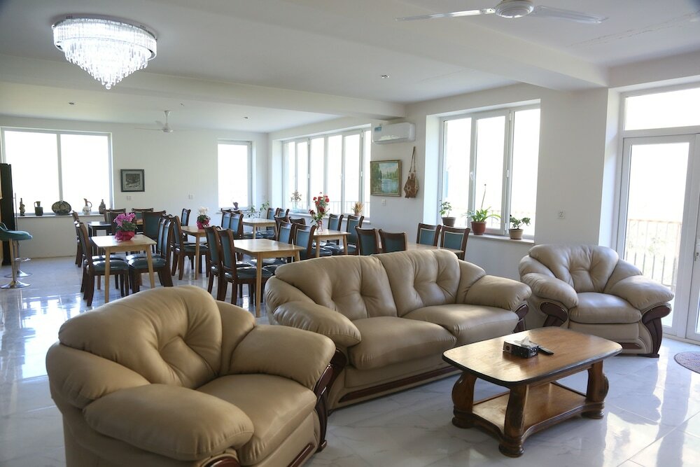 Фото Areni Lodge