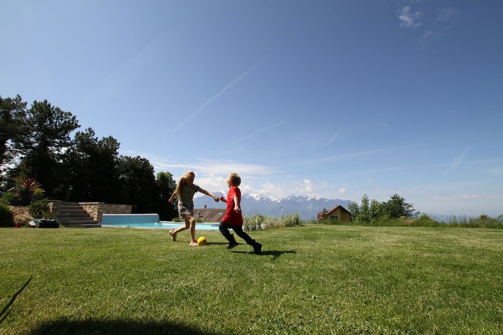 Фото Montreux holiday home