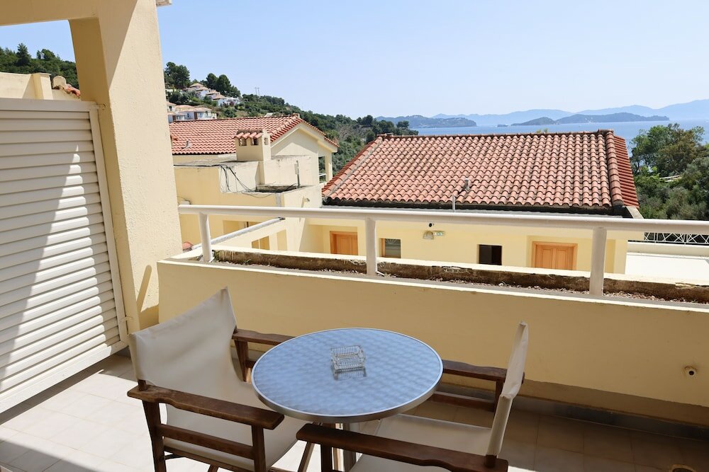 Фото Kanapitsa Mare Hotel