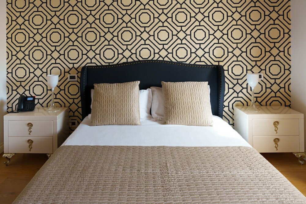 Фото The Place 217