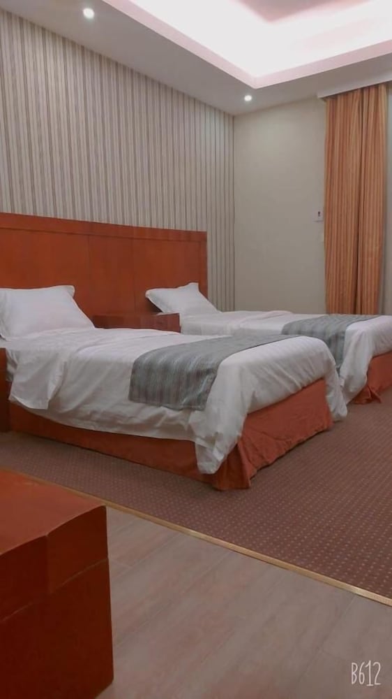 Фото Sayer Khamis Mushait