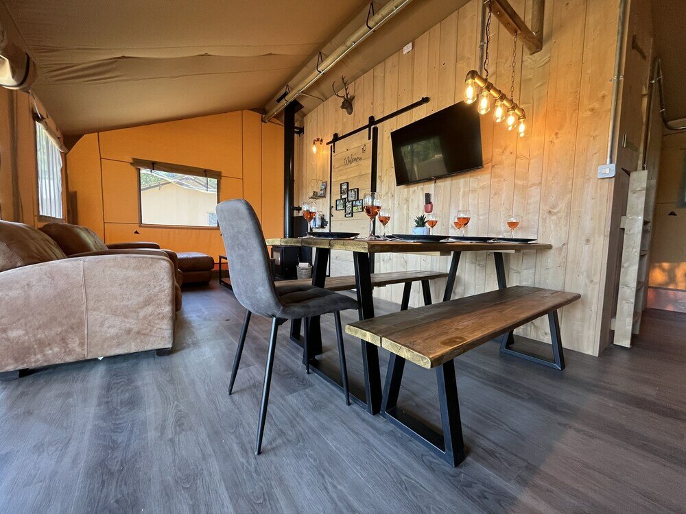 Фото Jungle Book Safari Tent