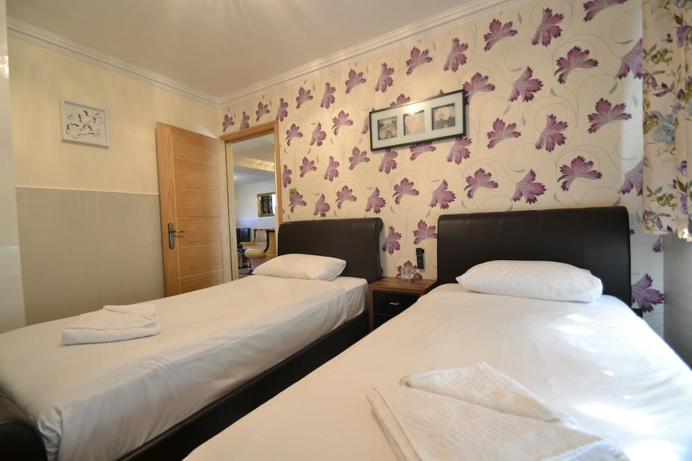 Фото Hyde Park Suites