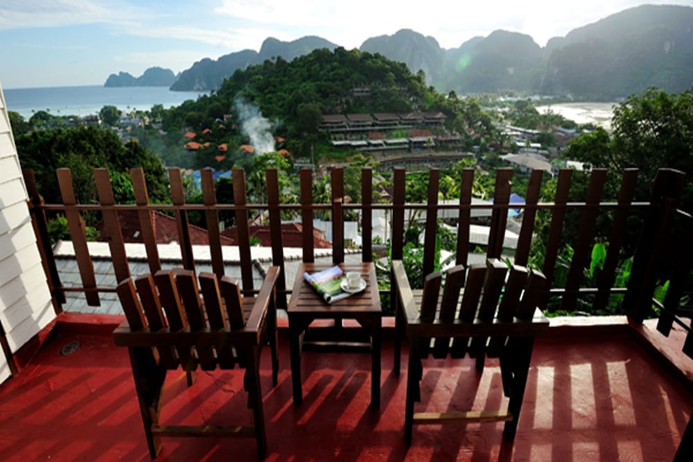 Фото Phi Phi Arboreal Resort