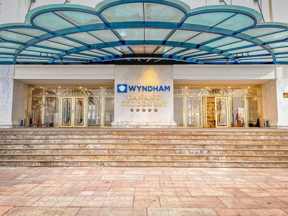 Фото Wyndham Danang Golden Bay