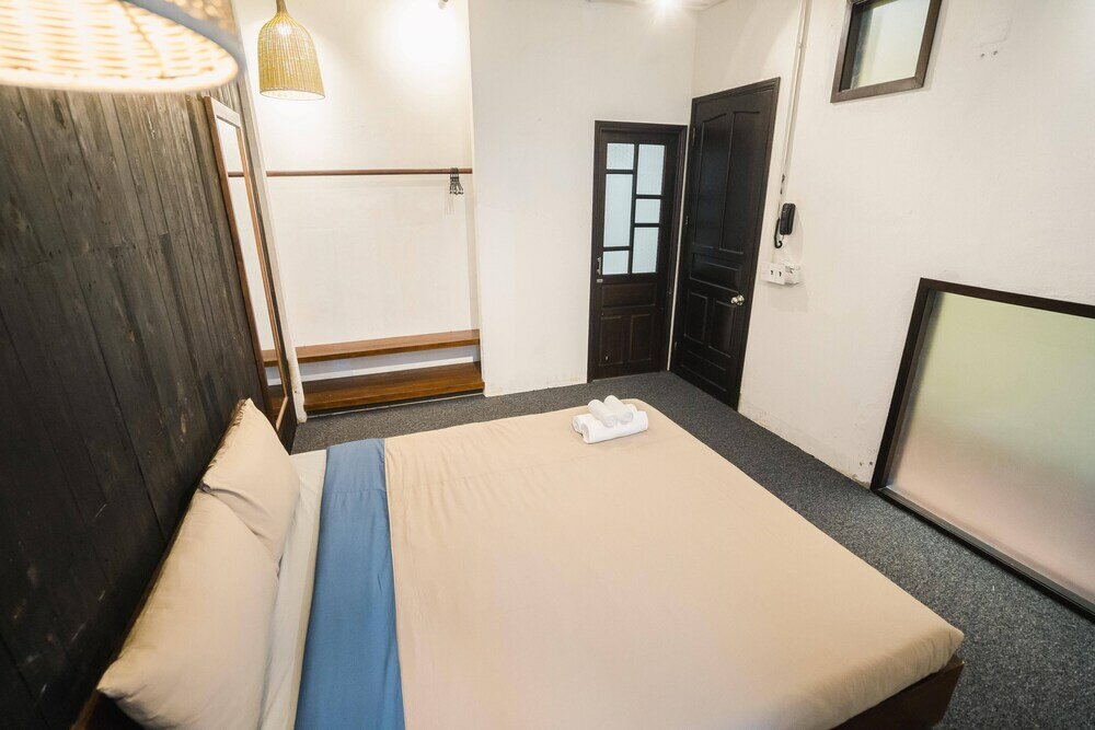 Фото The Garden Hotel and Apartment