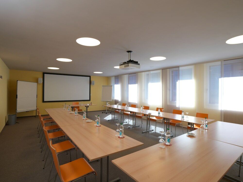 Фото Gartenhaus by Ochsen Lenzburg