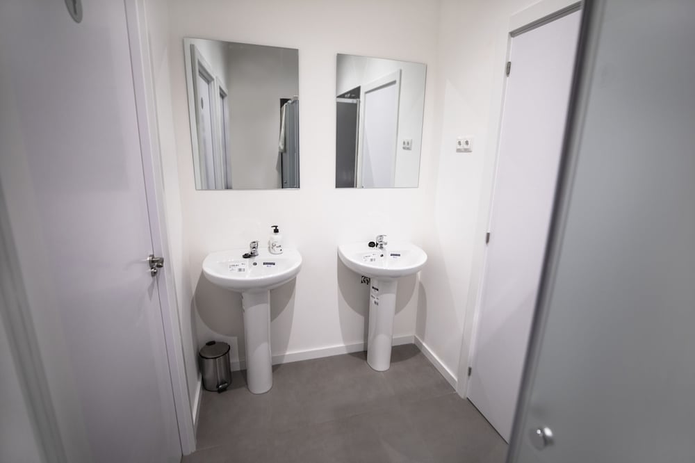 Фото Hostel MyD La Latina 2