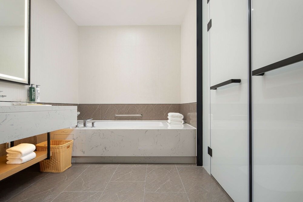 Фото Hilton Garden Inn Shenzhen Guangming Hongqiao Park