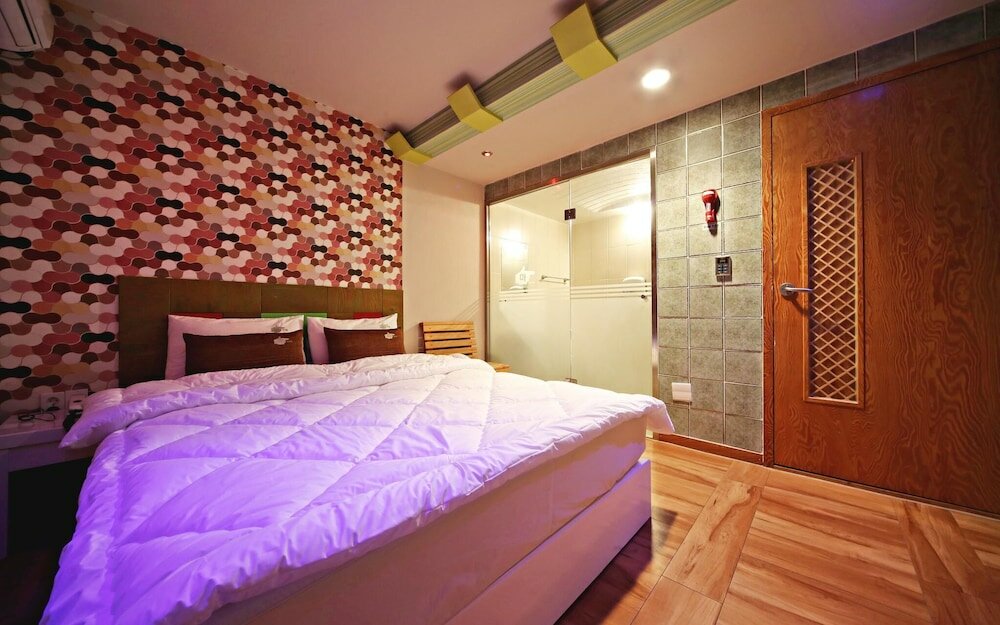 Фото Pohang Jukdo Market Breaktime Ma Hotel