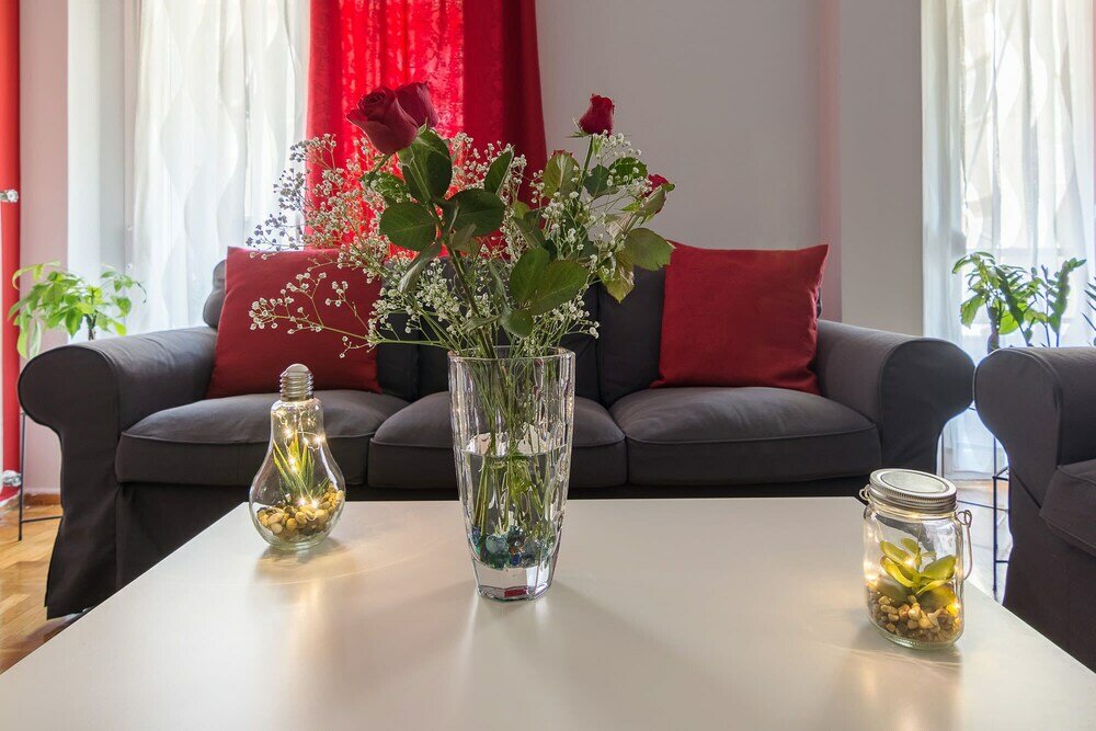 Фото Adorable 2 Bedrooms Apartment in Athens