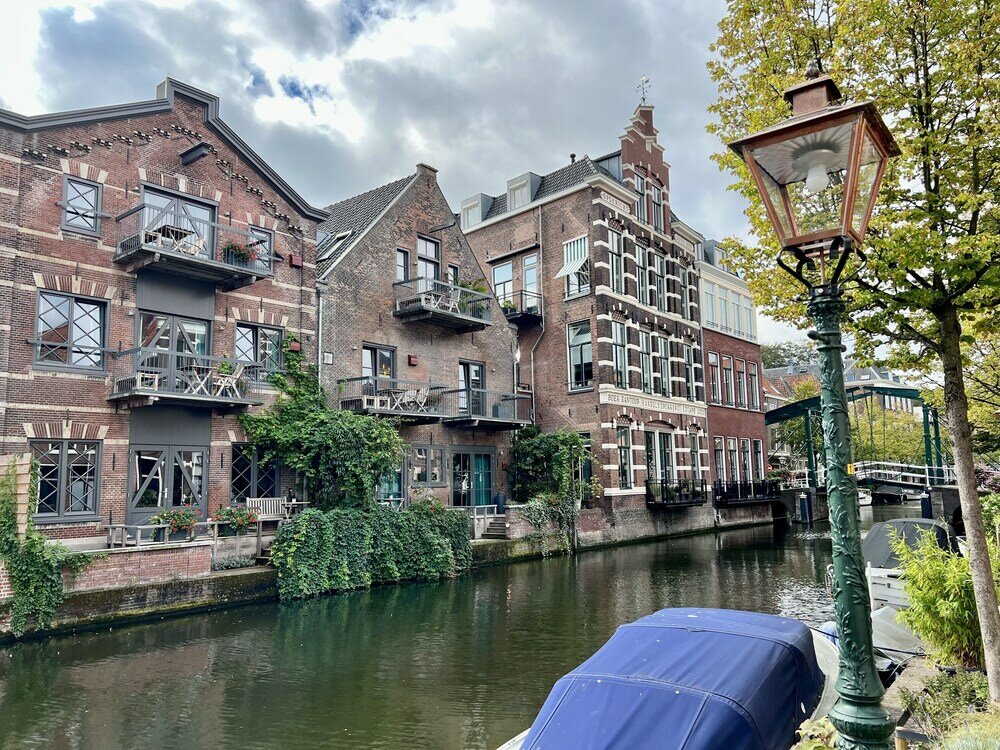 Фото Pakasa Leiden