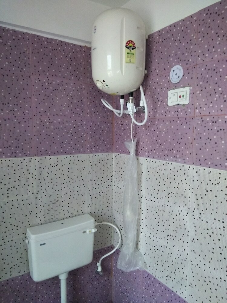 Фото Hotel Zero Mile Rooms