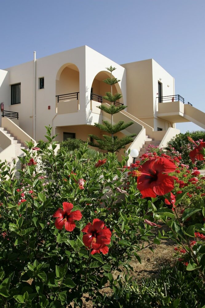 Фото Отель Nanakis Beach