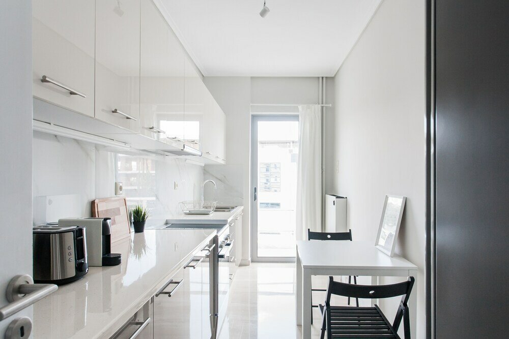 Фото Spacious & Airy 1 Bedroom Apartment near Helexpo