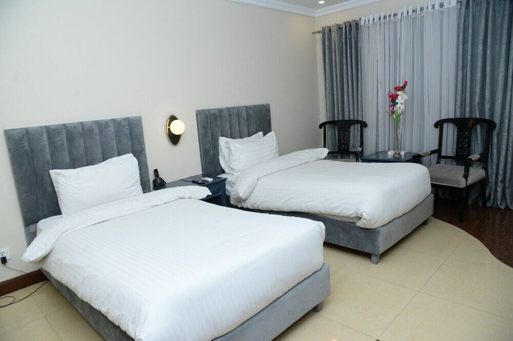 Фото Magnum Swiss Inn