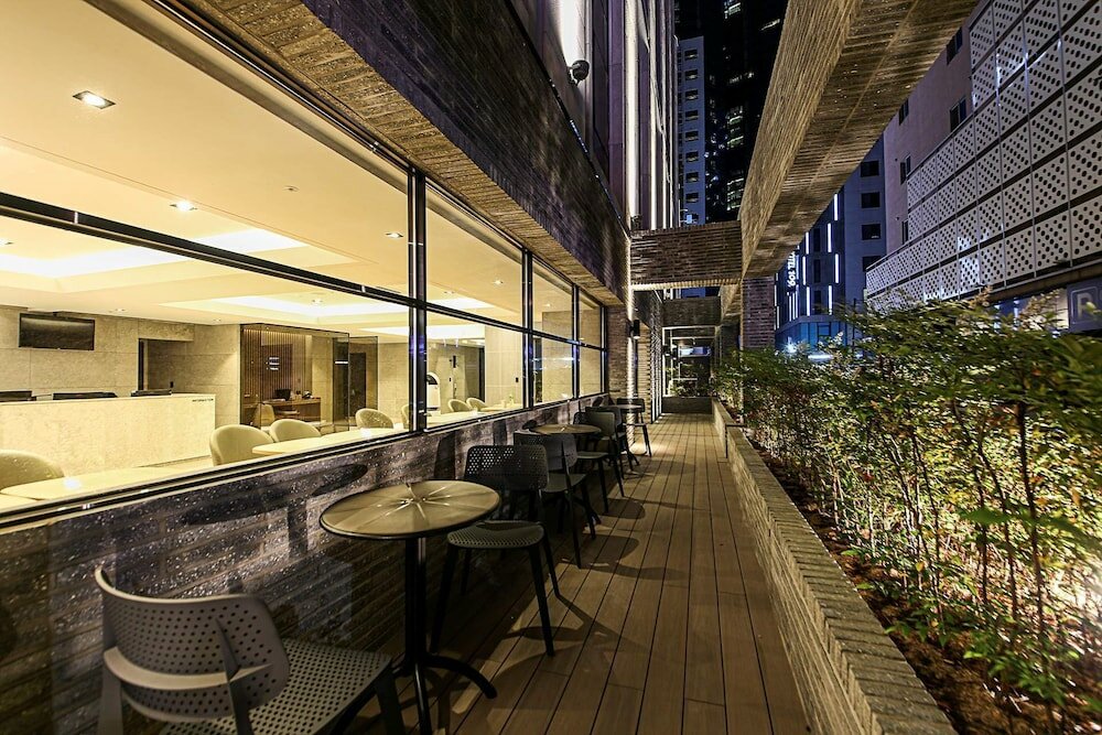 Фото Haeundae Thevan Hotel