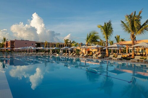 Гостиница Emerald Zanzibar Resort & Spa- Deluxe All Inclusive в Танзании