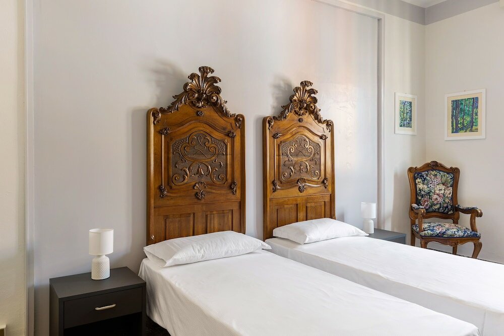 Фото Irnerio Apartments Yellow Cat