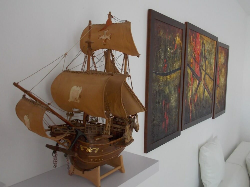 Фото Markle - Swimming Pool and Sunbeds - A6