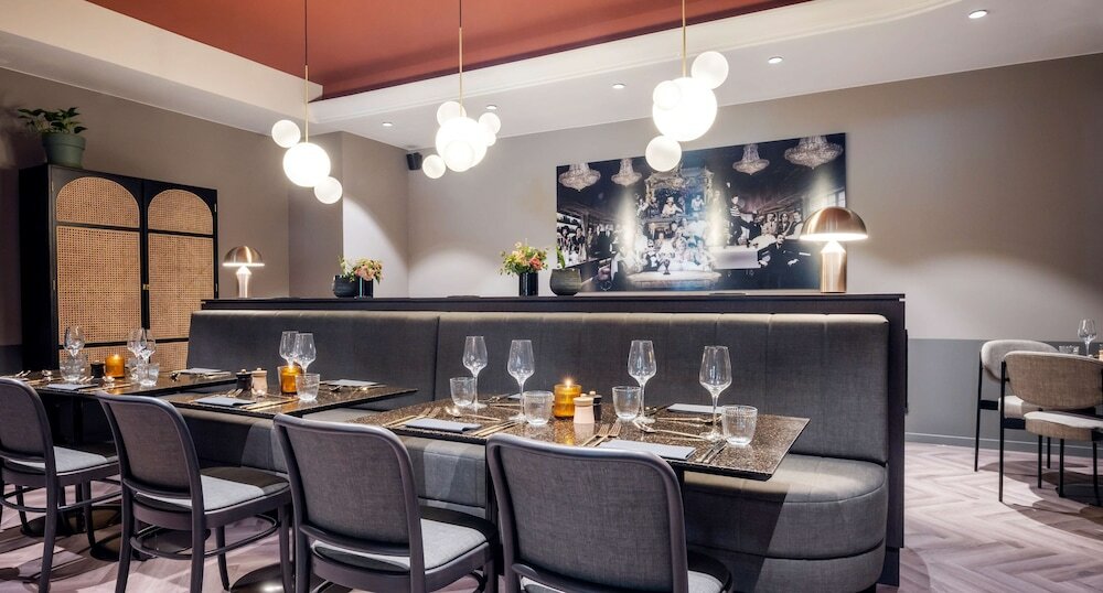 Фото DoubleTree by Hilton Brussels City