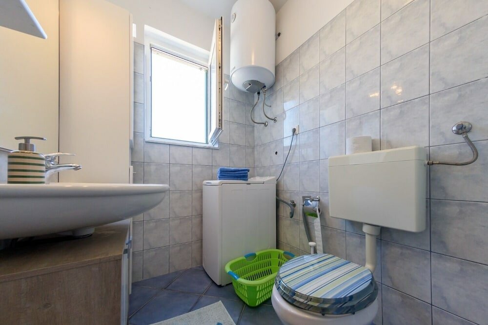 Фото Holiday Home Near Lighthouse - H