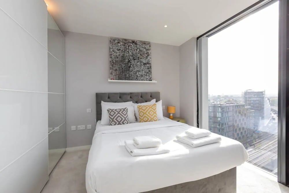 Фото Bright New 1 Bedroom Flat in Elephant and Castle