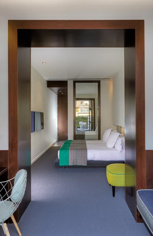 Фото Sixtytwo Hotel