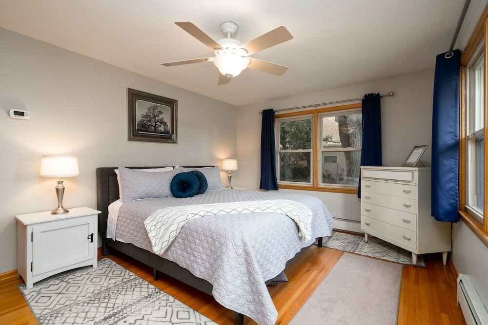 Фото Manor on the River - Whole House