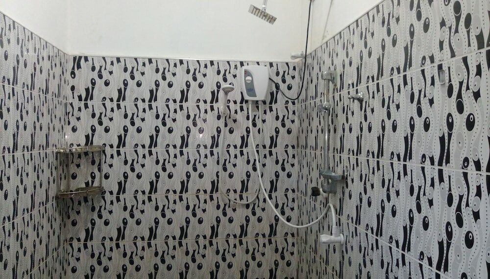 Фото Hangloose Arugambay