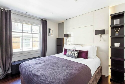 Гостиница Lavish Mews House - Notting Hill в Лондоне