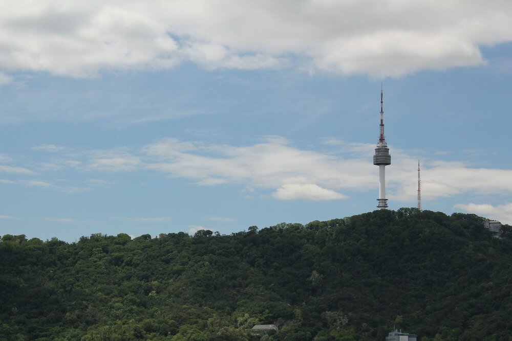Фото Myeongdong Merlin Hotel