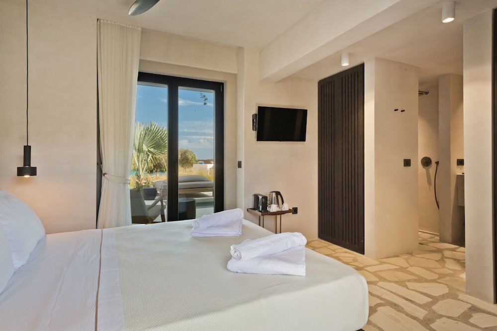 Фото Almi Luxury Rooms