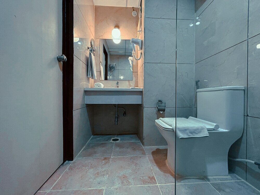 Фото Pride Biznotel Bengaluru Whitefield