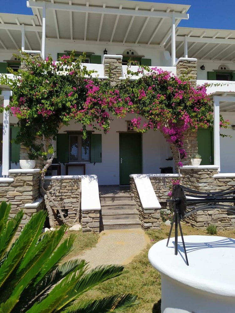 Фото Antique Apartments