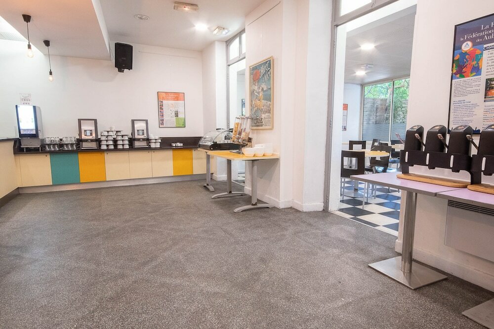 Фото Auberge de Jeunesse Hi Nice - Les Camélias