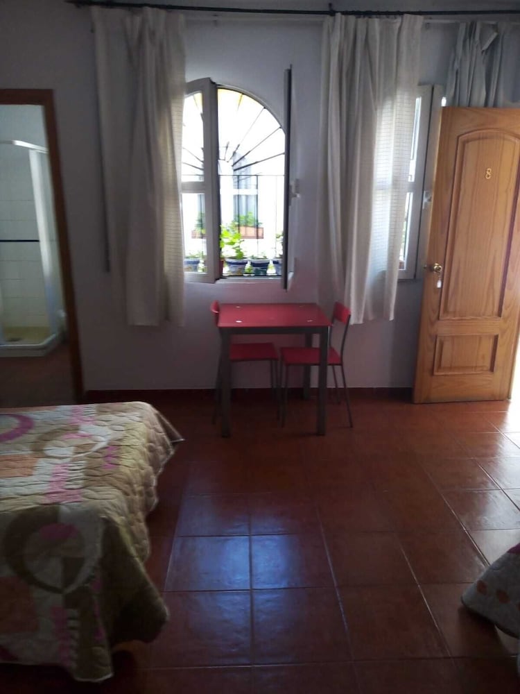 Фото Hostal Alcazar I