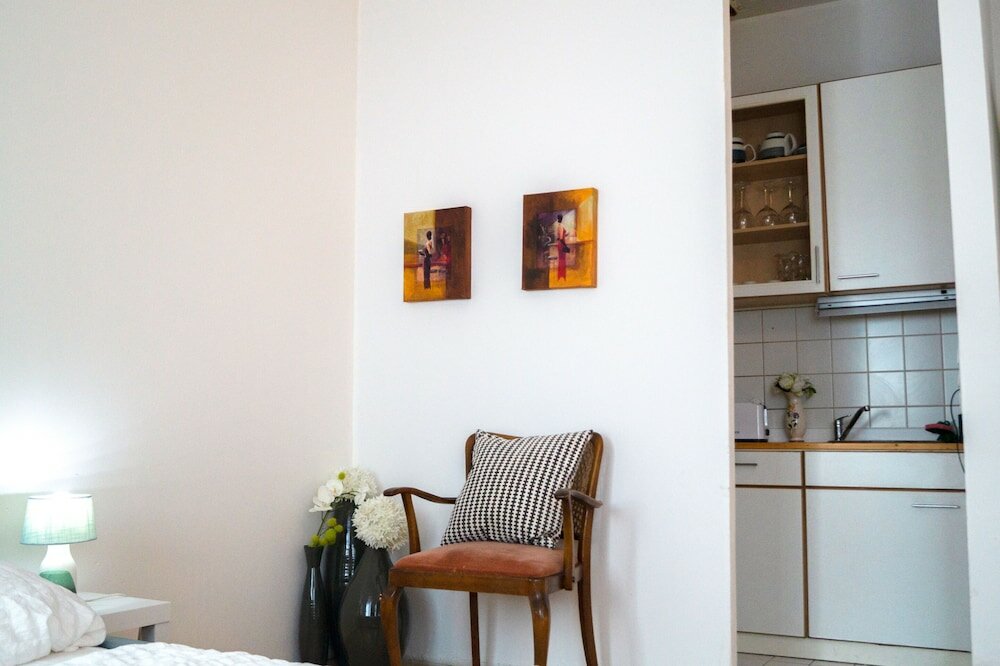 Фото Modern Apartment in The Heart of Vienna 9