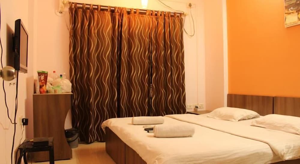 Фото Valencia Hospitality Service Apartments