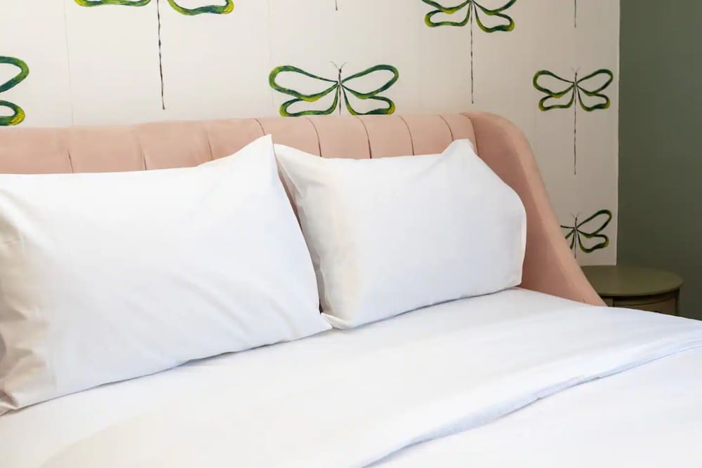 Фото Spacious & Pristine 2bd Flat - Balham