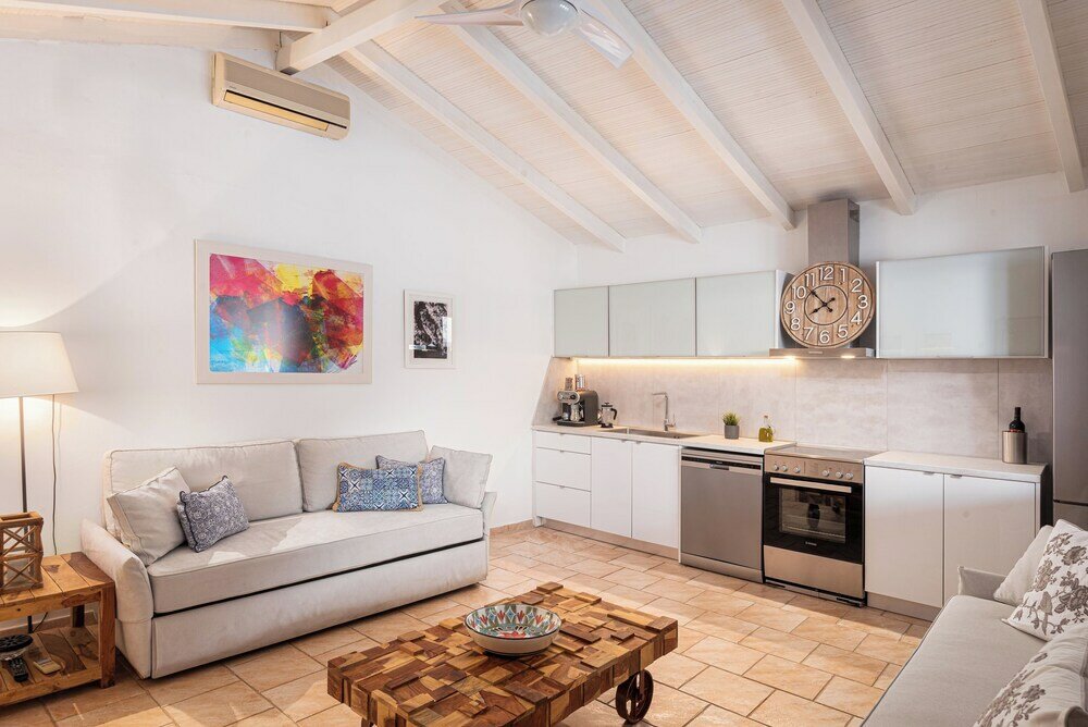 Фото K Waterfront Residence In Mani