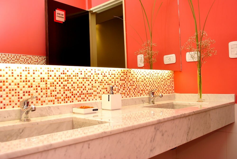 Фото Kube Apartments Express