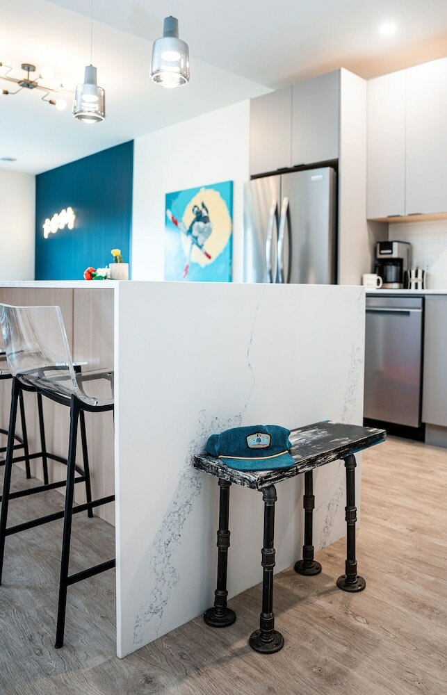 Фото The Ski Shanty by Revelstoke Vacations