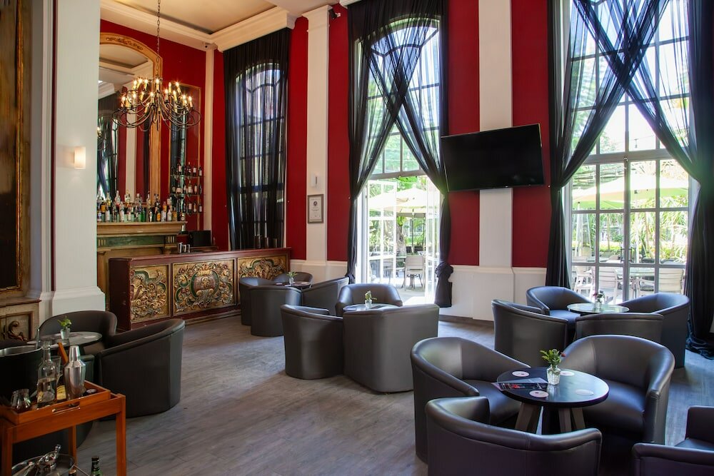 Фото Plaza Camelinas Hotel