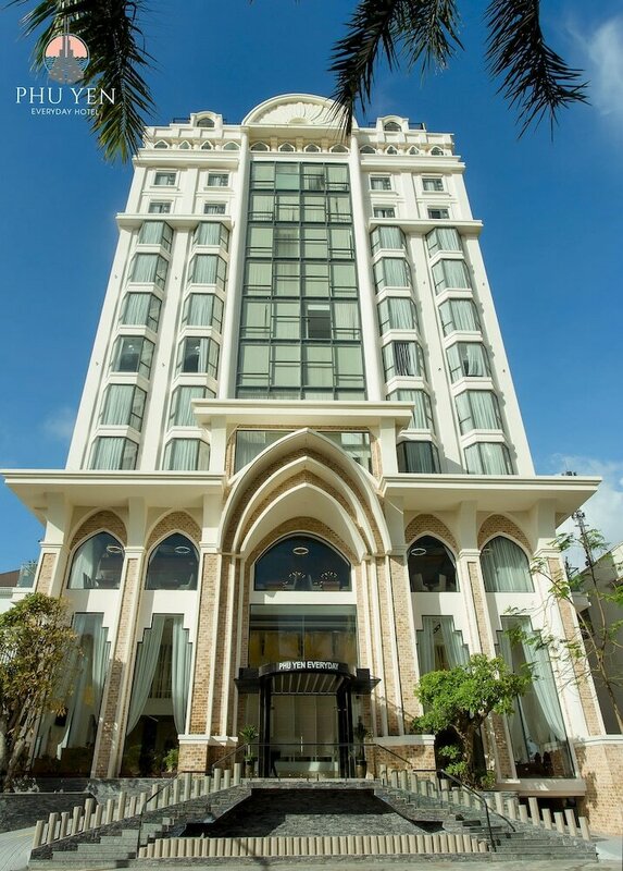 Гостиница Phú Yên Everyday Hotel в Туихоа