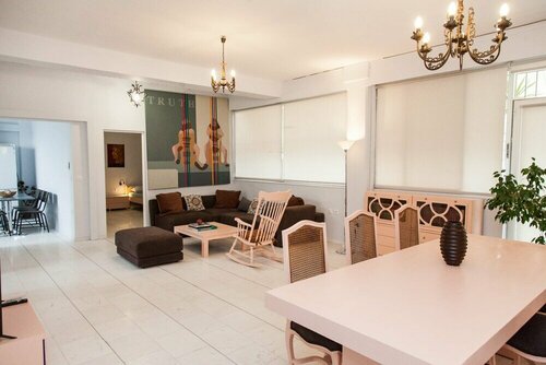 Гостиница Luxury maisonette in Ilioupoli в Илиуполи