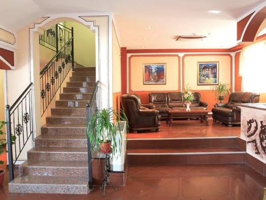 Фото Hotel Alafrangite