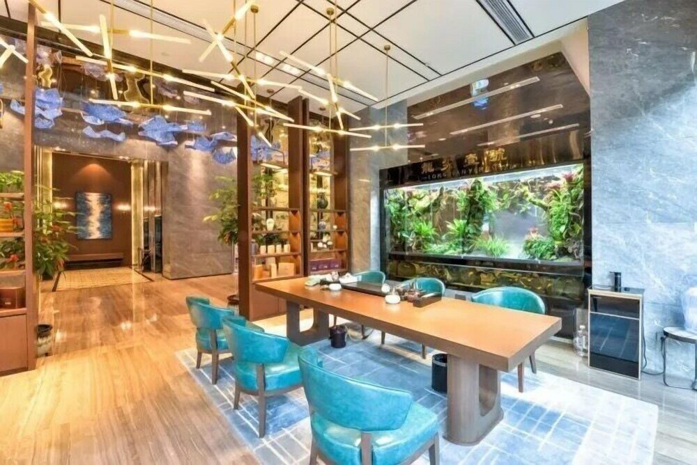 Фото Sibeisi International Hotel