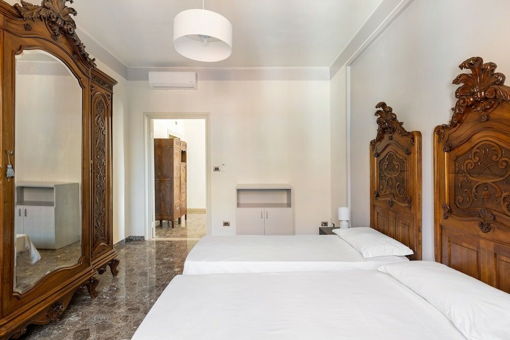 Фото Irnerio Apartments Yellow Cat