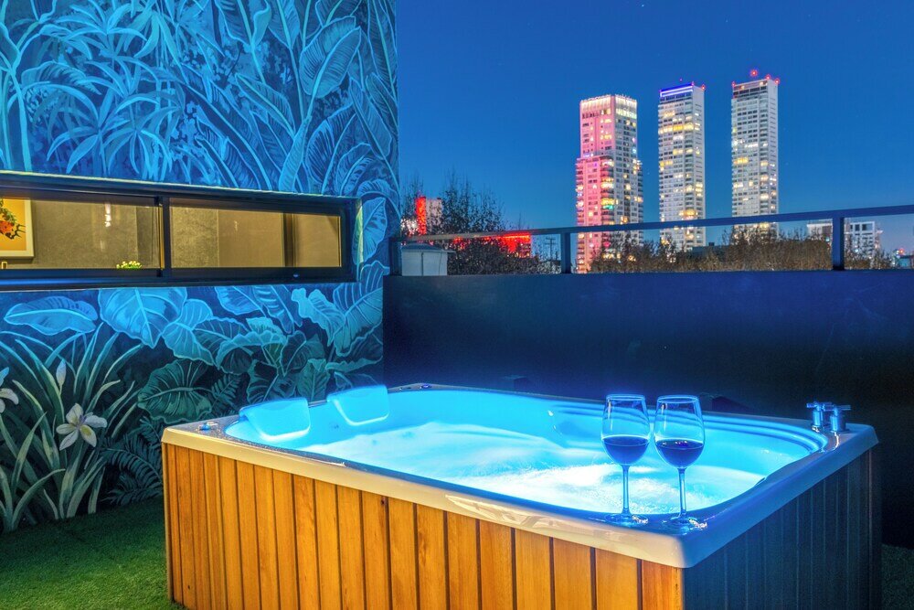 Фото Hot Tub Penthouse in Palermo Hollywood